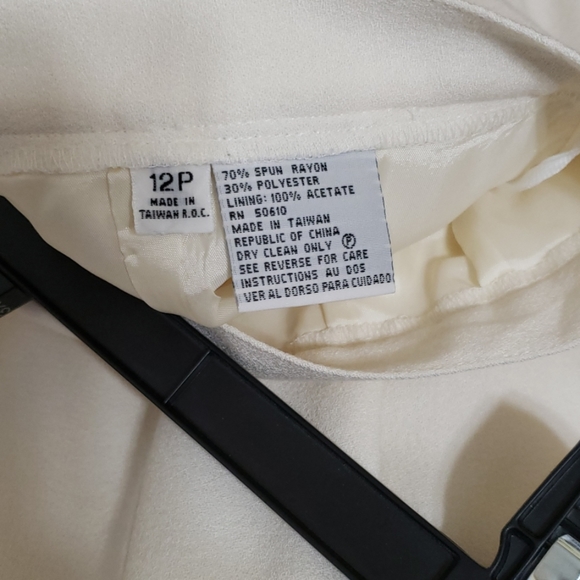 Euc two piece Kasper suit - Picture 5 of 8